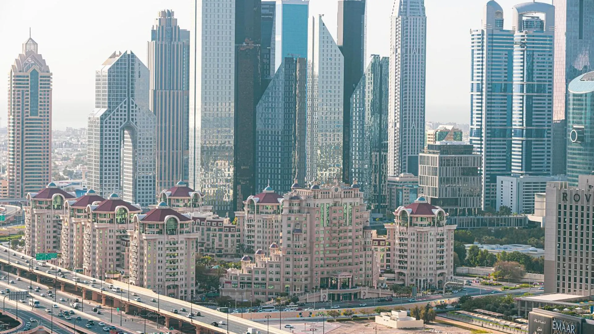 Damac Maison Mall Street 3 Bedroom Burj Khalifa View With Gym And Pool 1 Minute Walk To Dubai Mall Apartment
