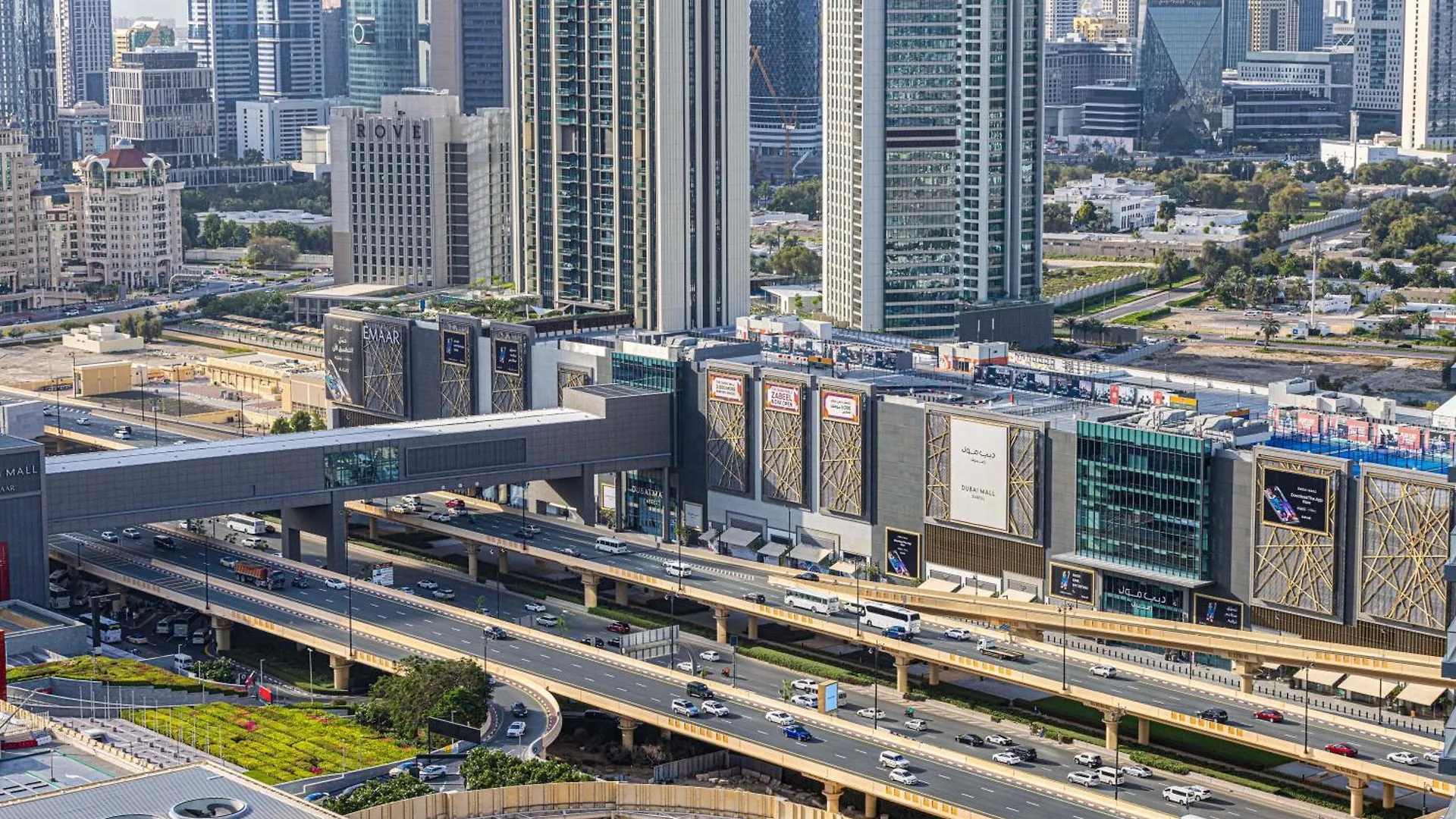 Apartment Damac Maison Mall Street 3 Bedroom Burj Khalifa View With Gym And Pool 1 Minute Walk To Dubai Mall United Arab Emirates