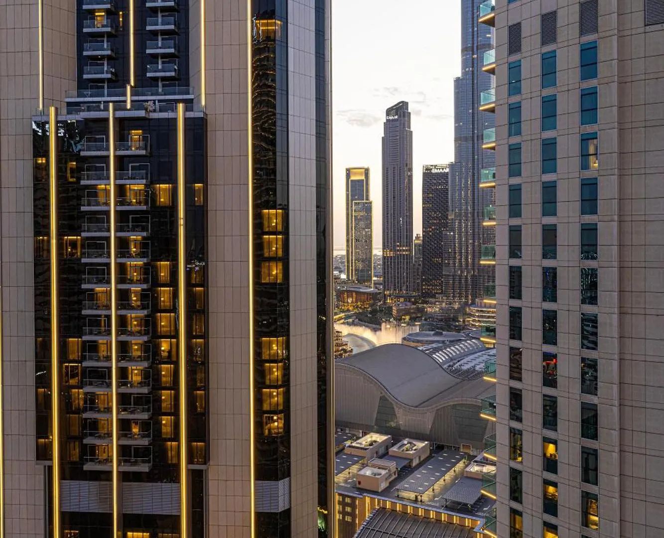 Apartment Damac Maison Mall Street 3 Bedroom Burj Khalifa View With Gym And Pool 1 Minute Walk To Dubai Mall