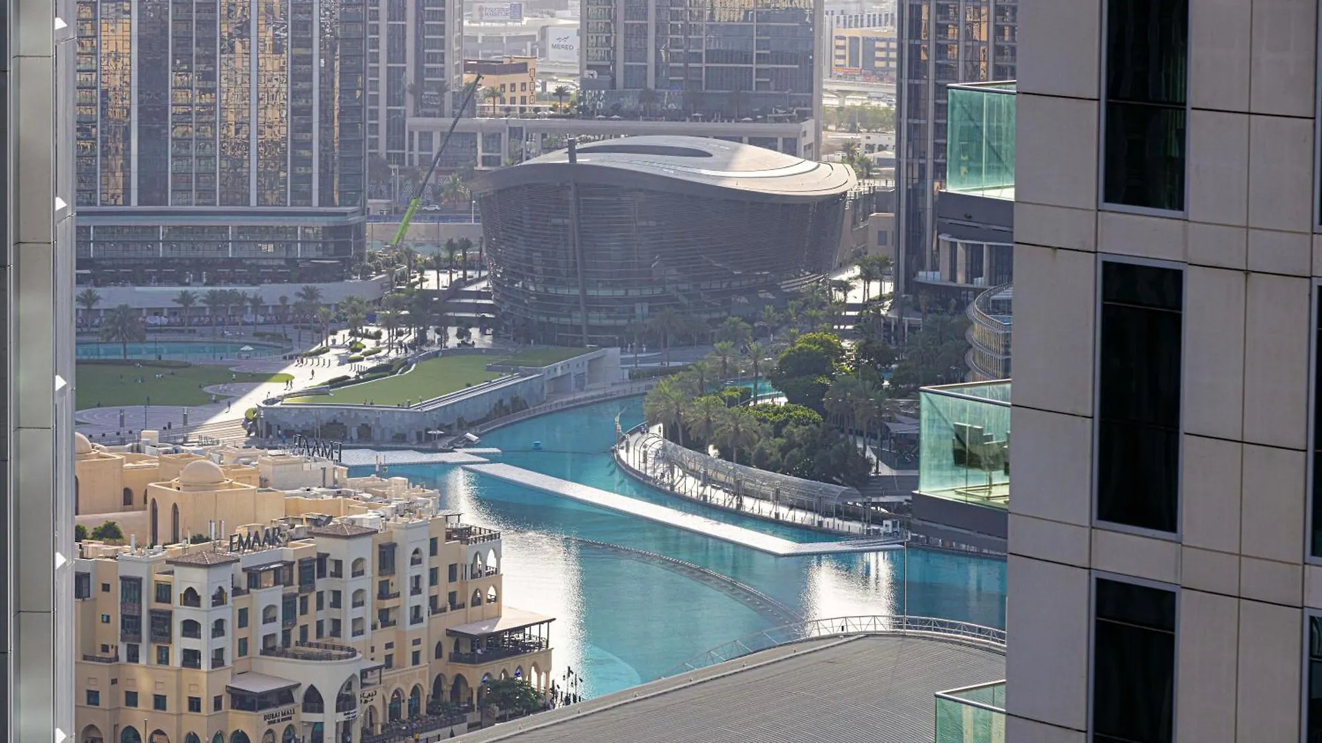 Damac Maison Mall Street 3 Bedroom Burj Khalifa View With Gym And Pool 1 Minute Walk To Dubai Mall United Arab Emirates