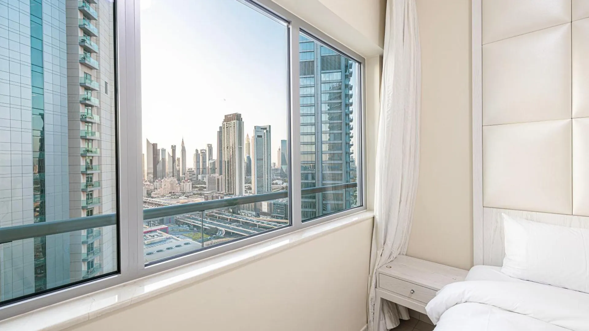 Damac Maison Mall Street 3 Bedroom Burj Khalifa View With Gym And Pool 1 Minute Walk To Dubai Mall United Arab Emirates